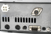 Złącza panela tylnego radiostacji FT-450D firmy YAESU - port COM <-> CAT