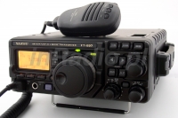 Transceiver radiotelefon kf vhf uhf YAESU FT-897D