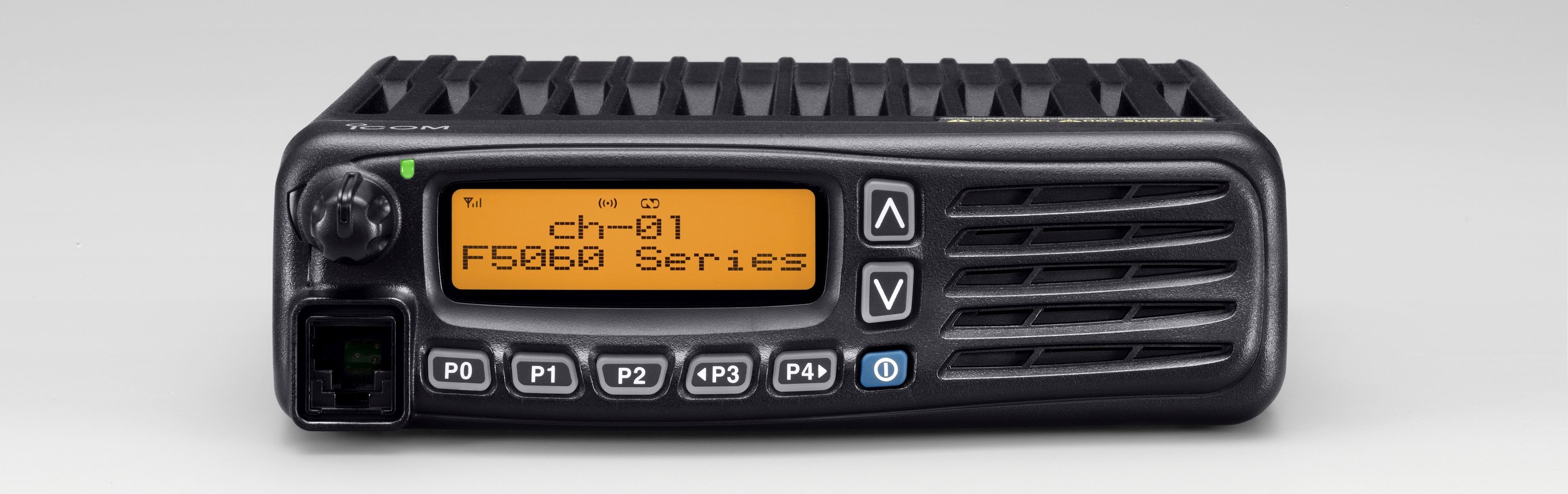 ICOM IC-F5062 i IC-F6062 To radiotelefony profesjonalne z pasmem VH lub UHF i odłączanym panelem (wymaga opcjonalnego dodatku)