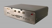 Radiostacja ANAN8000DLE posiada na tylnym panelu sporo wejść/wyjść dla różnych sygnałów elektrycznych