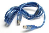 Analizator antenowy RigExpert AA-600 dołączony do zestawu przewód USB
