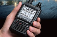 Transceiver VHF/UHF z modami cyfrowymi C4FM: FT2DE Yaesu
