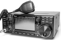 IC7300 Widok panela przedniego z mikrofonem