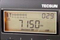 Odbiór możliwy w LSB, aby posłuchać radioamatorskie stacje z kraju pomiędzy 12 a 17 godzina na radiu Tecsun PL-660 