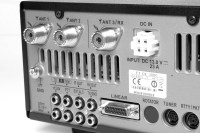 Standardowo 2 złącza antenowe plus doatkowe dla odbiornika w FTDX-3000