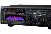 Yaesu FTDX-101MP Radiostacja 200W KF z dodatkowym głośnikiem zewnętrznym - teraz jest urządzeniem kompletnym
