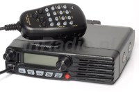 Radiotelefon przewoźny YAESU FTM-3100 E widok ogólny