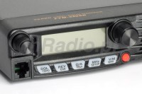 Widok radiotelefonu YAESU FTM3200 - powiększenie wyświetlacza LCD i przycisków funkcyjnych